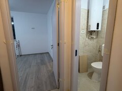 Dristor- 5 minute metrou, langa mall Park Lake